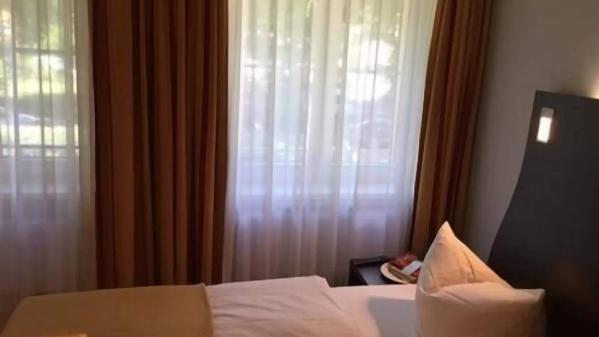 Daemeritzseehotel Berlin 4*,  Germany